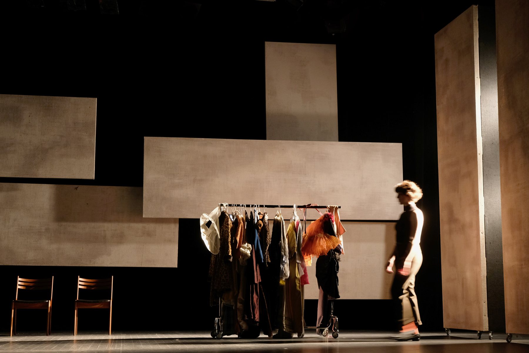 Scénographie Les Femmes Savantes, (Cie Voix Publique), photo Ph. Pache (2022)