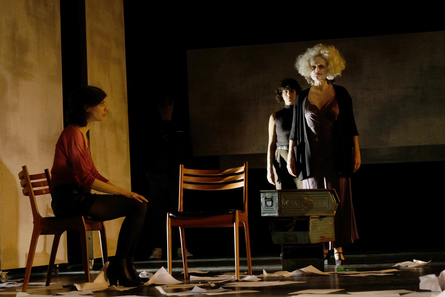 Scénographie Les Femmes Savantes, (Cie Voix Publique), photo Ph. Pache (2022)